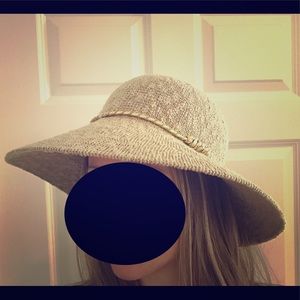 Tan cotton net/ mesh hat